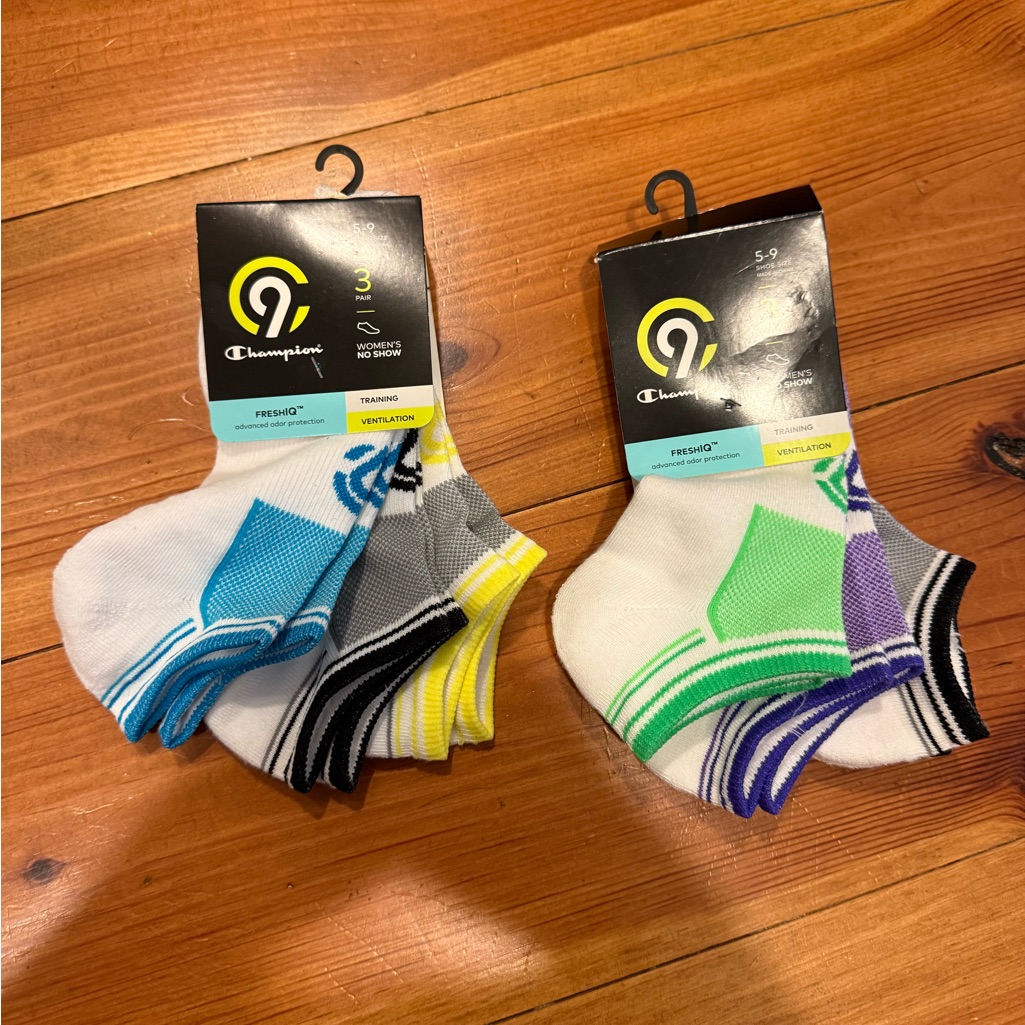 Brand New Women&acirc;s Champion Athletic Socks  2 Packs 6 Pairs Total